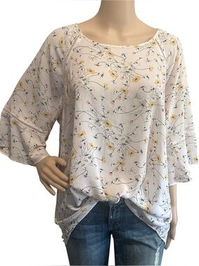 LOFT Flutter Sleeve Floral Plus Size Blouse Sz 16